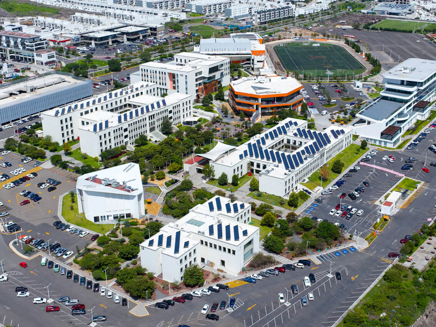 Vista aérea de las instalaciones del campus Anáhuac Querétaro