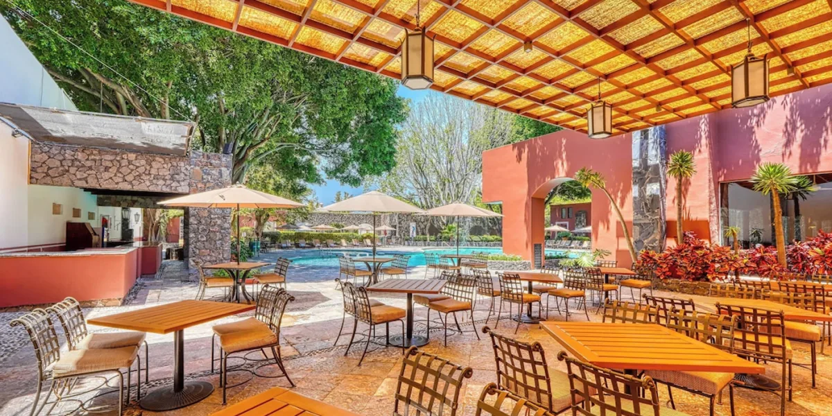Terraza restaurante del hotel Hacienda Jurica